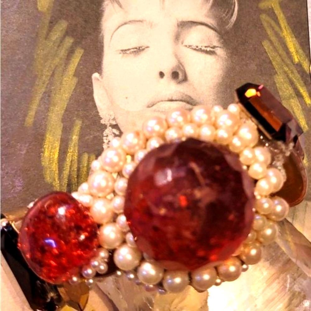 Wendy Gell Wristy Amber And Pearls Narrow Cuff